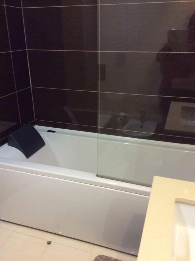 Adalberto Nascimento Luxury Aparta-Hostel At Colinas Do Cruzeiro Odivelas  Zewnętrze zdjęcie
